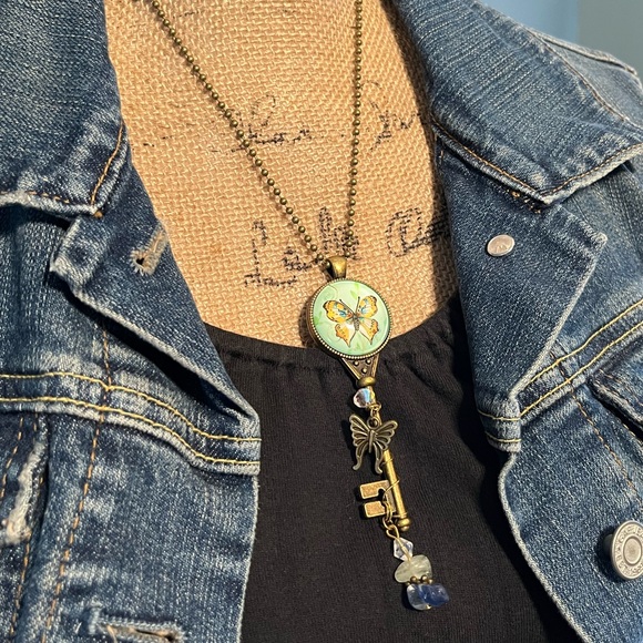 Handmade Butterfly Glass Cabochon Skeleton Key Pendant Necklace - Picture 6 of 13